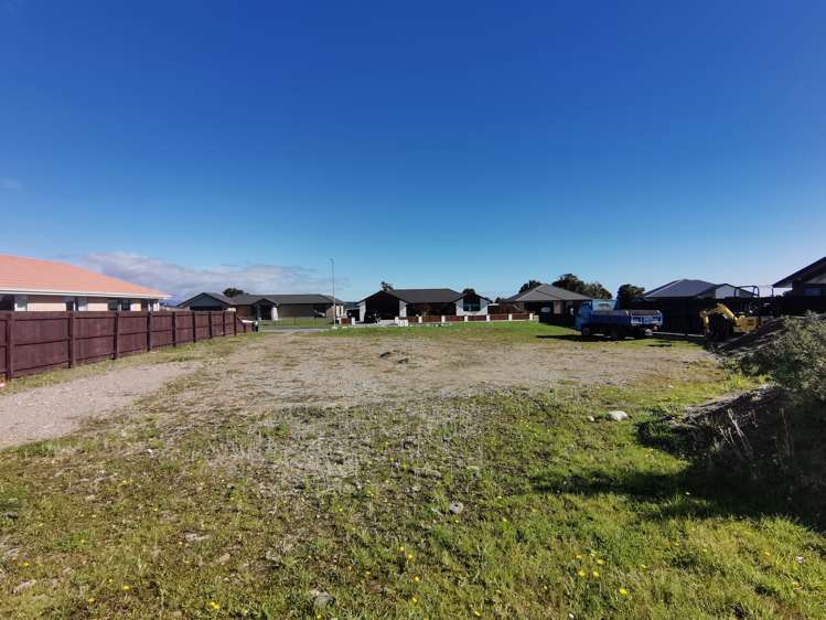 22 Racecourse Terrace Rise Hokitika_4