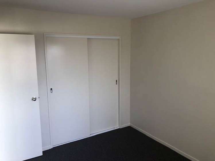 10/242 Great North Road Henderson_5