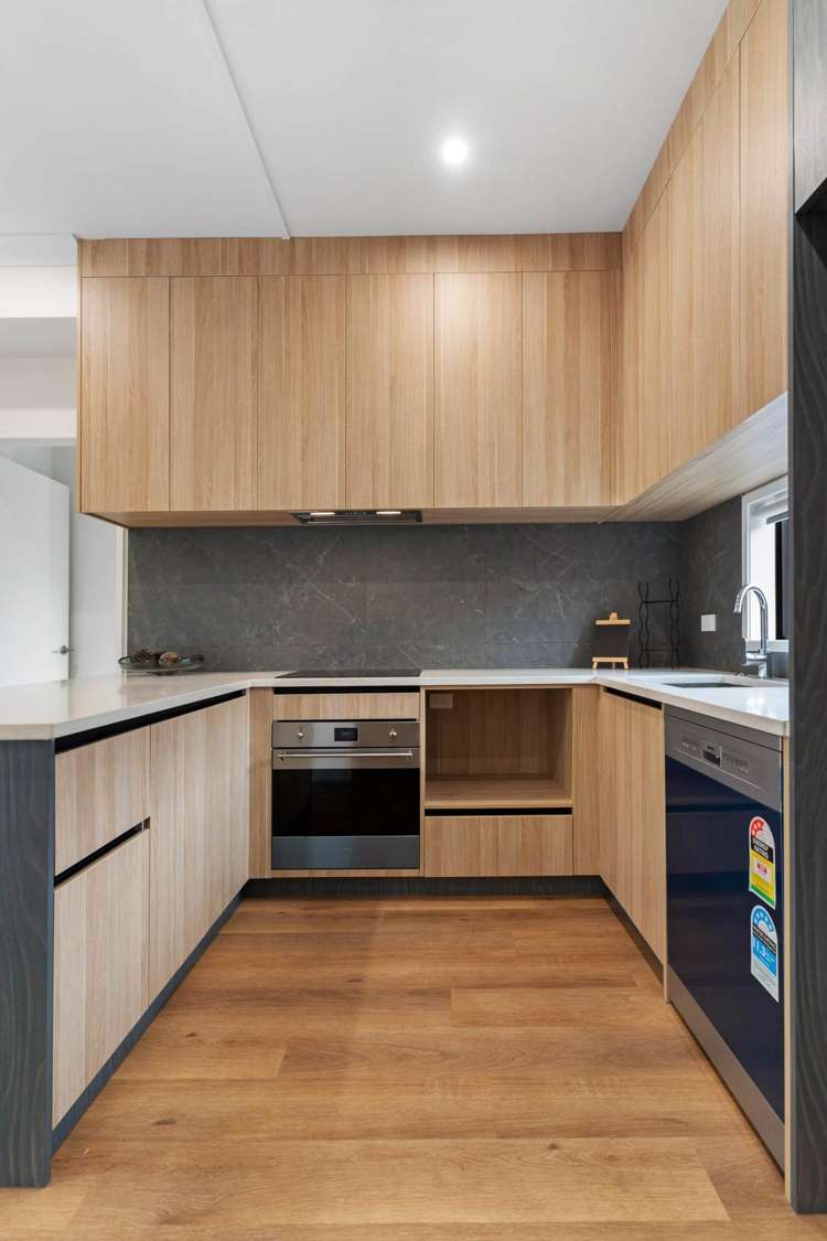 44E Westgate Drive Westgate_12