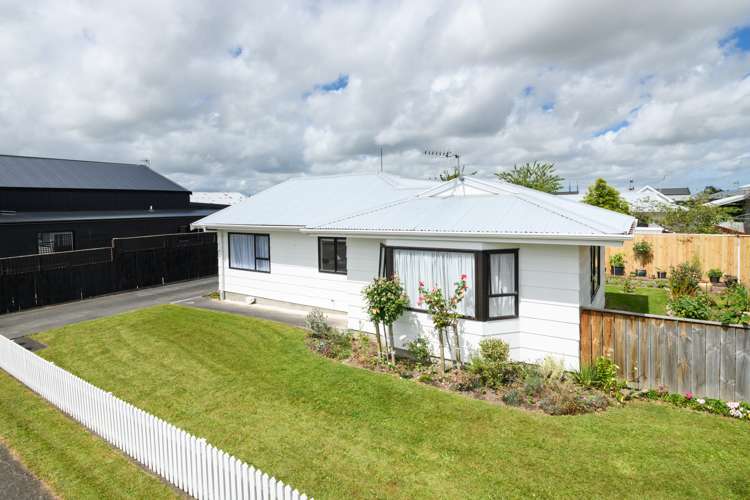 46 Weld Street Feilding_10