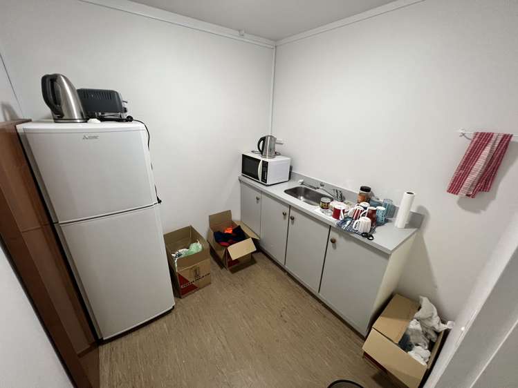 2/65 Nelson Street Petone_6