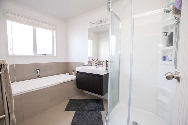 49 Benner Drive Ngatea_15