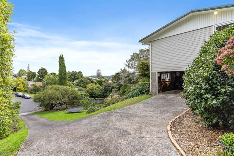 32 Beswick Place Birkdale_15