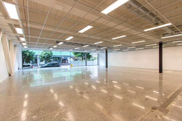 R7/123 Carlton Gore Road Newmarket_2