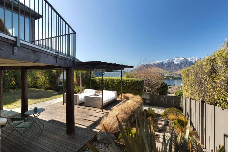 29 Greenstone Place Fernhill/Sunshine Bay_22