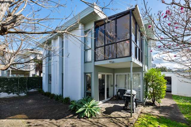 4/67 Moana Avenue One Tree Hill_1