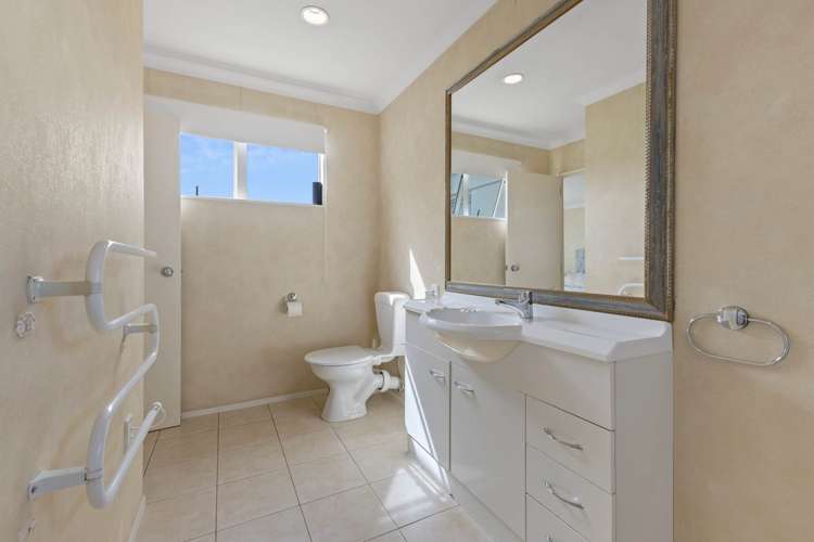 16 Claremont Way East Tamaki Heights_13