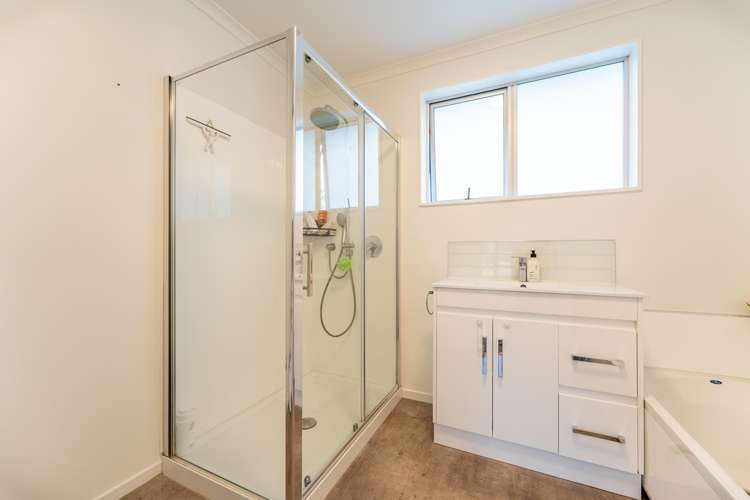 78 Poplar Street Gleniti_13