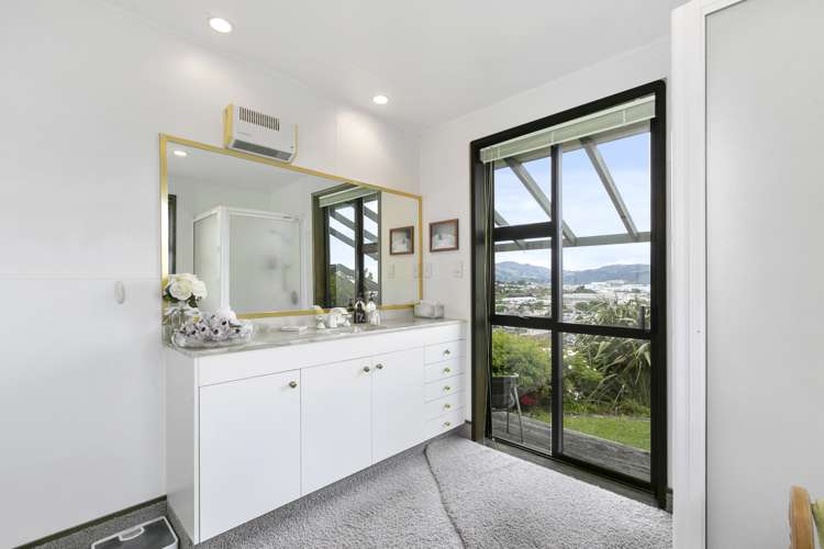 60 Easther Crescent Kew_17