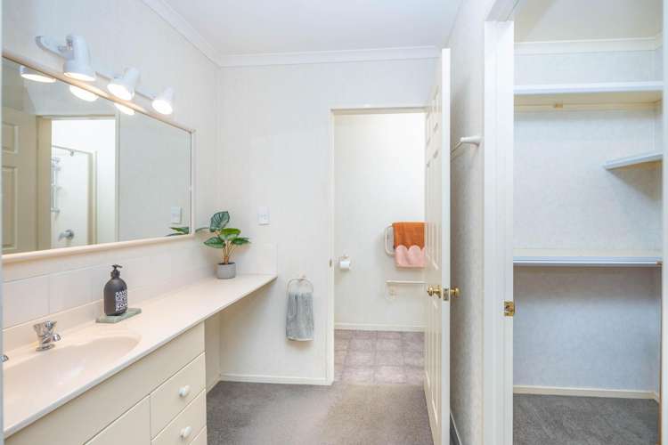 12 Fairburn Place Leamington_11