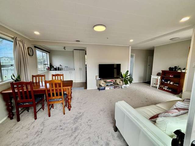 8 Erica Road Sunnynook_2