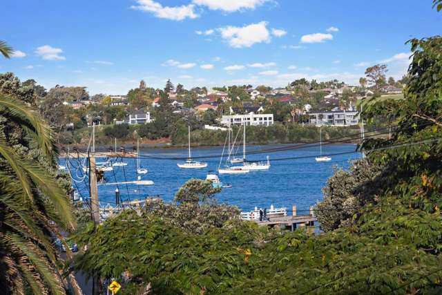 PANMURE 3BED 3BATH RENTAL WITH VIEWS