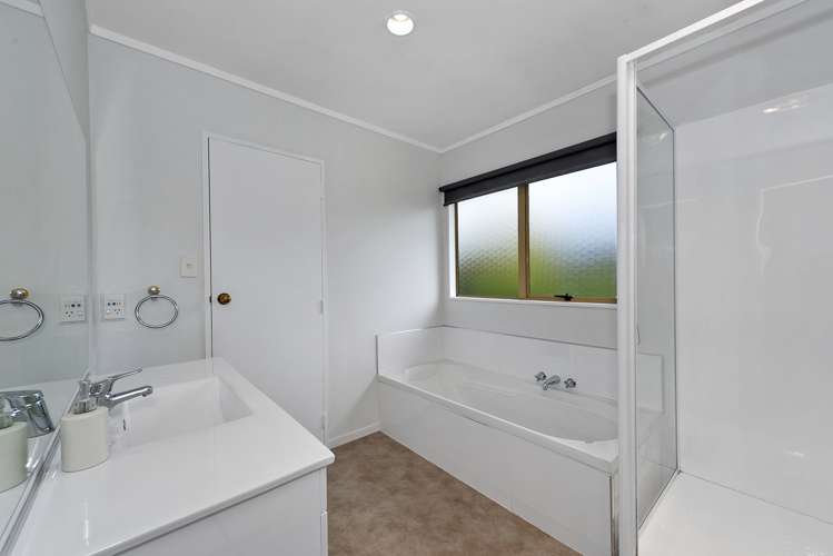 6 Cromwell Drive Fitzroy_11