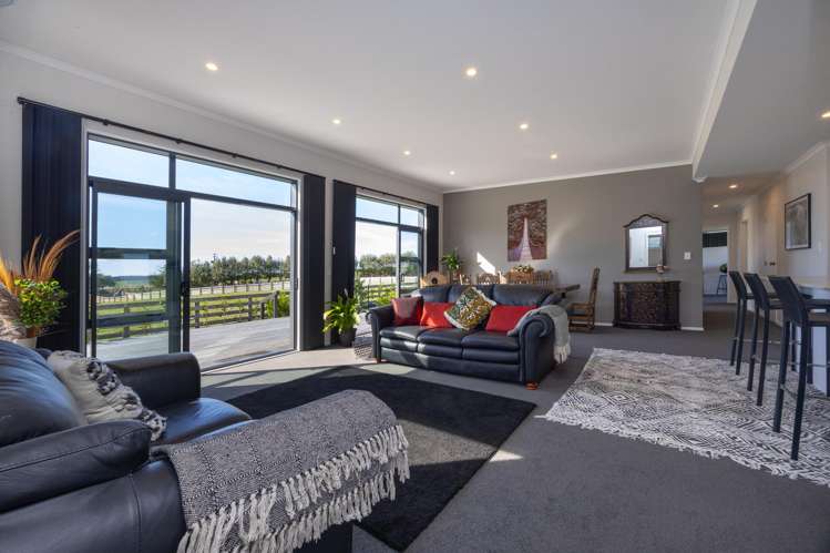 567 Lethbridge Road Halcombe_9