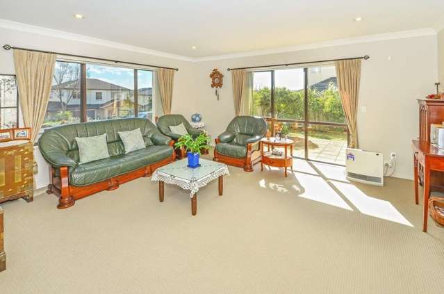 24 Amaretto Avenue Flat Bush_1