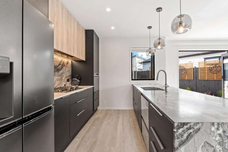 8 Matahae Crescent Wainui_5