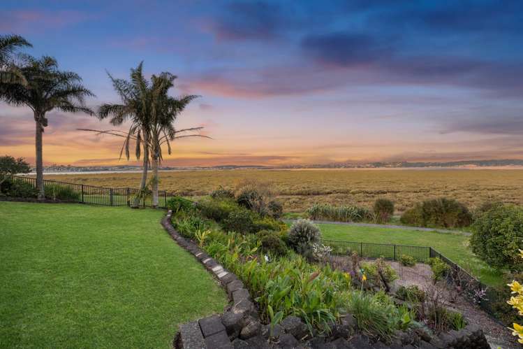 36 Dawnhaven Drive Te Atatu Peninsula_28