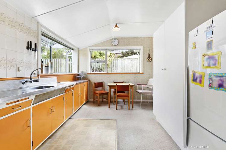 156 Queens Drive Lyall Bay_2