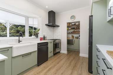 162 Skyhigh Road_4