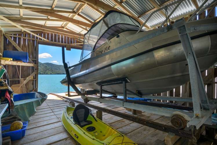 94 Moenui Road Havelock_11