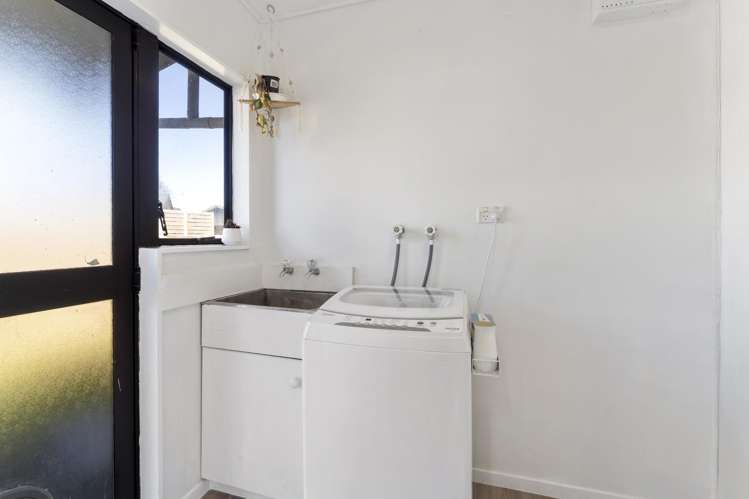 15 Spackman Crescent Paraparaumu_11