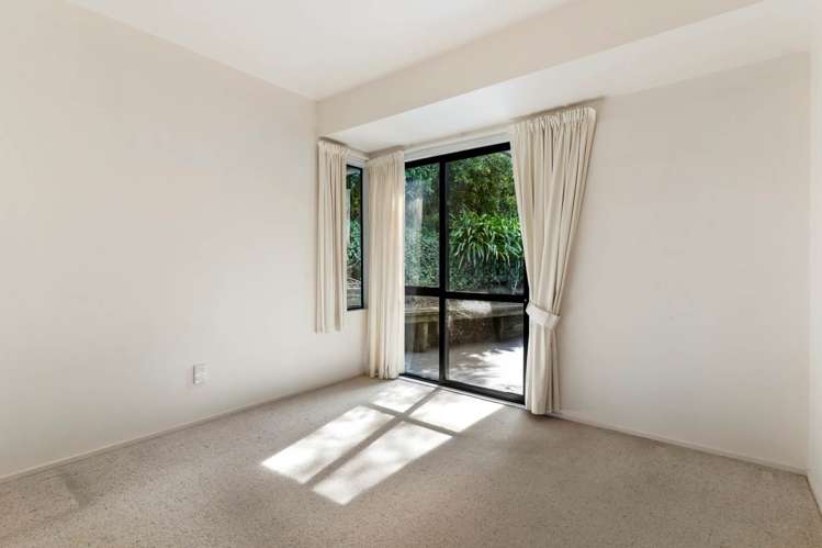 1/9 Relko Crescent Torbay_17