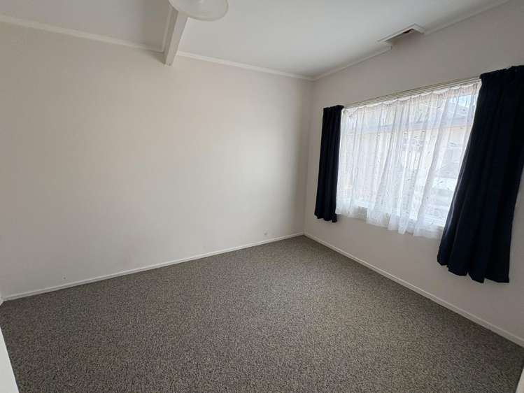 5/13 Eason Street 11068_5
