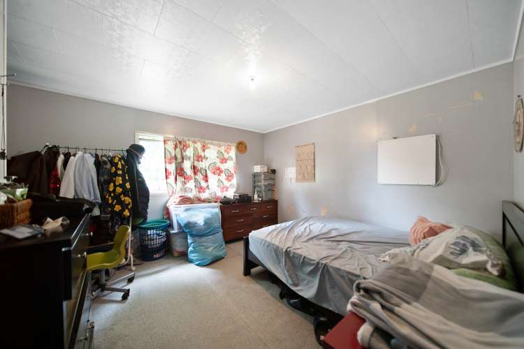 77 Flat Bush Road Clover Park_5