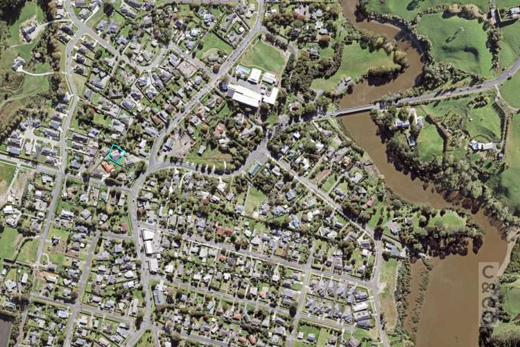 4 School Road Riverhead_33