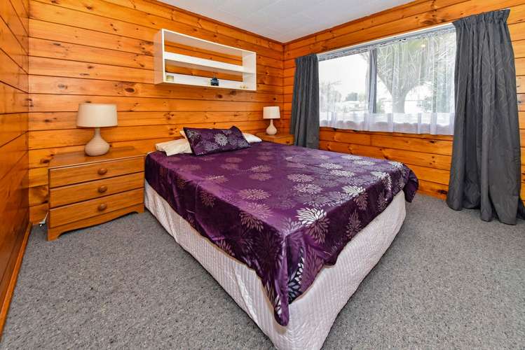 2/77 Russell Road Manurewa_11