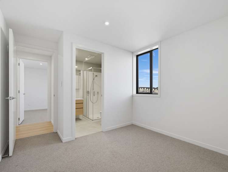 9/40 Waiparaheka Drive Wainui_12