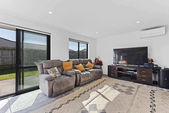 8C Amy Way Bell Block_2