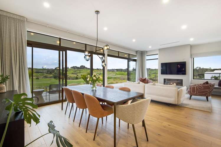 59 Grayson Road Wainui_12