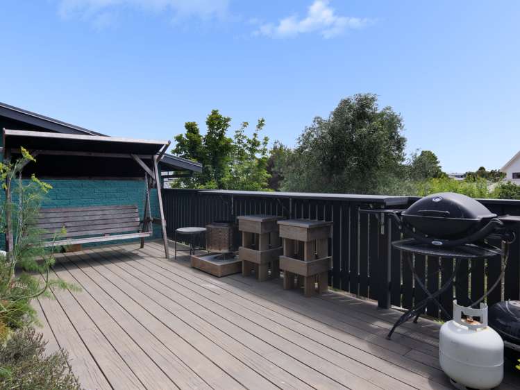 3 Sunny Bay Road Matua_5