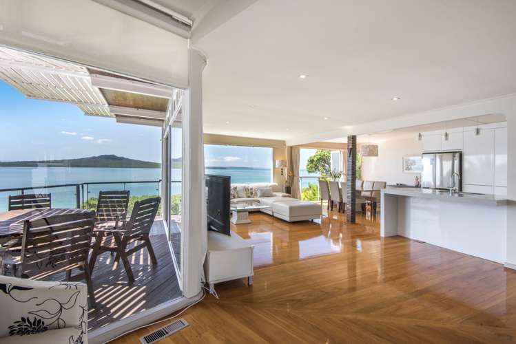 90 Seacliffe Avenue Narrow Neck_5