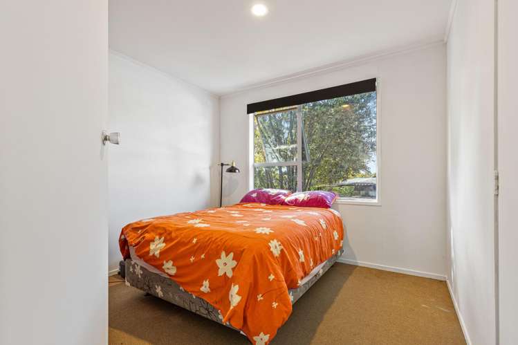 6 Coey Place Glen Eden_16