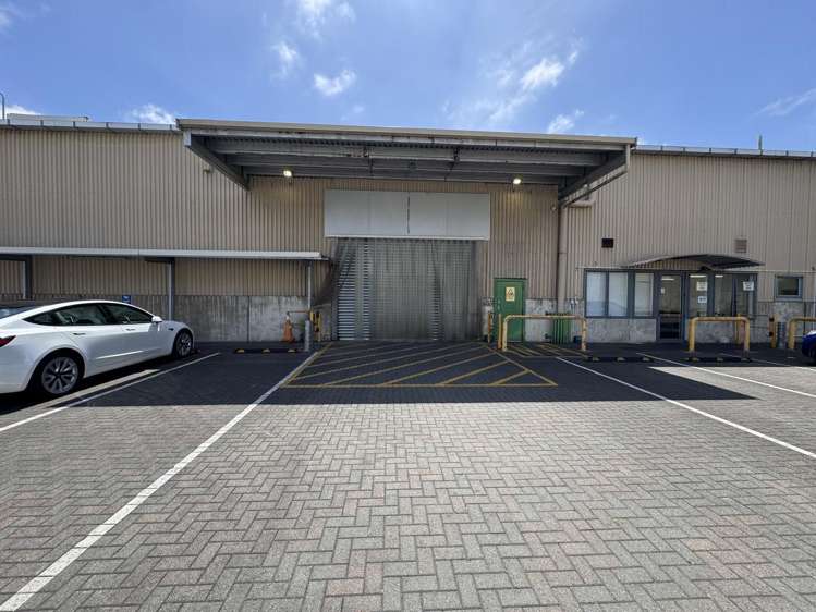 4/52 Jamaica Drive_0