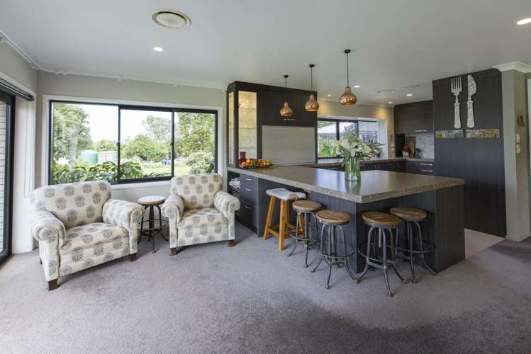 36 Ripiro Drive Baylys Beach_13