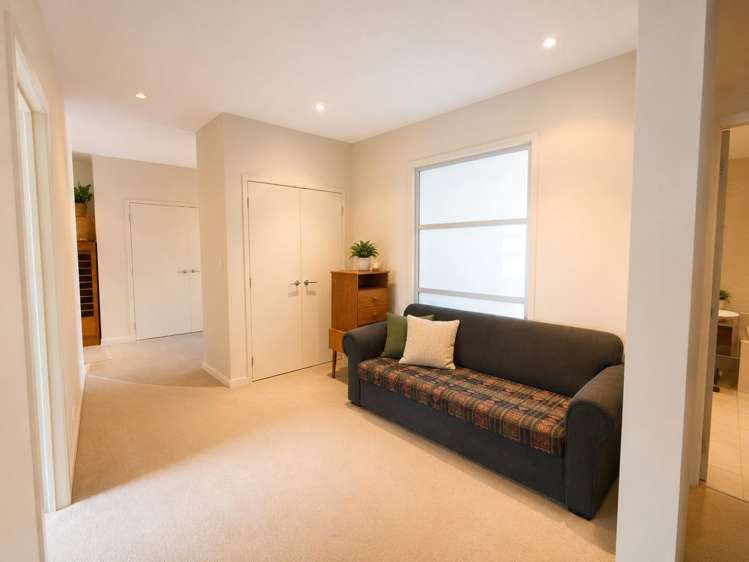 2/4 Buller Street New Plymouth_10