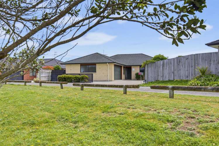 1 William Noel Place Waikanae Beach_35
