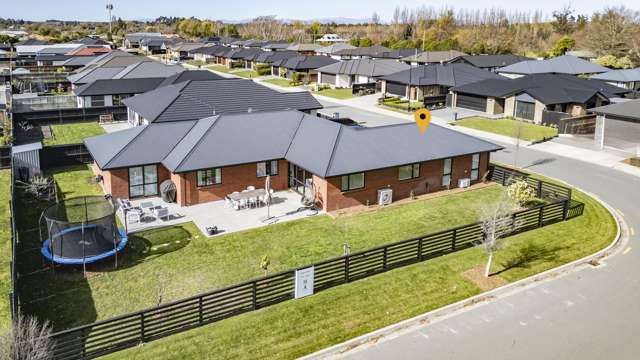 22 Minerva Crescent Woodend_1