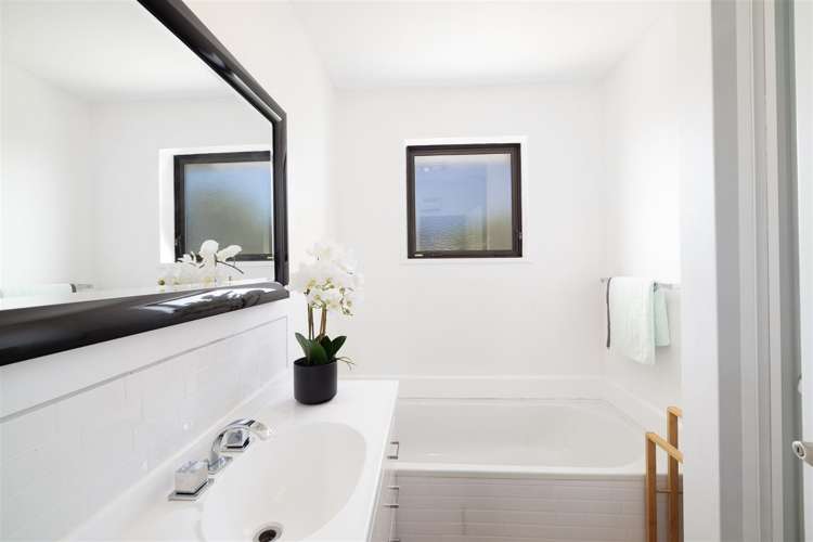 20 Sawtell Place Northcote_11