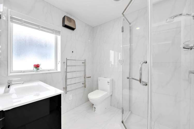 44 Timmer Road Flat Bush_16