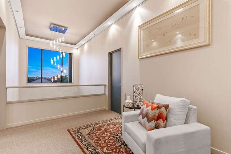 6 Lupetti Rise West Harbour_11