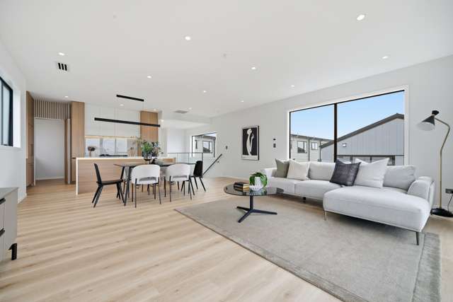 3 Makumaku Place Long Bay_1