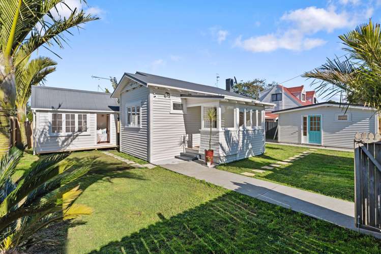 51 Fowlds Avenue Sandringham_11