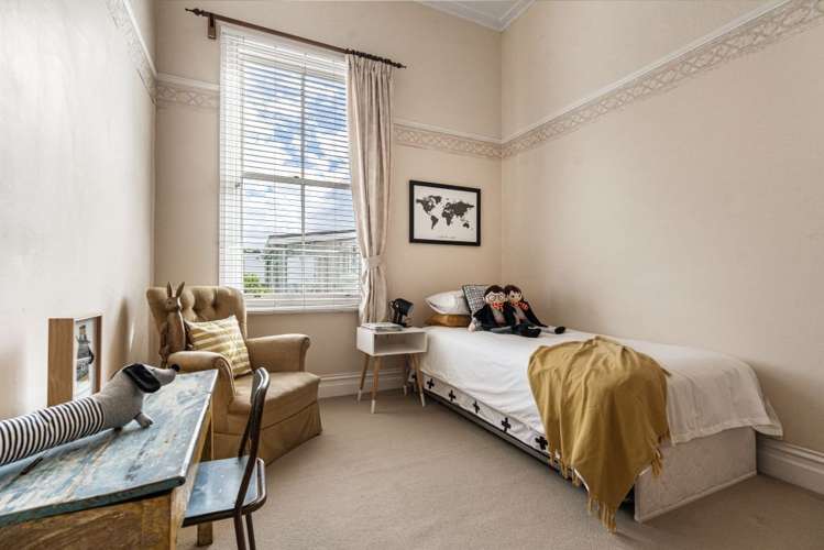 125 Vauxhall Road Narrow Neck_8