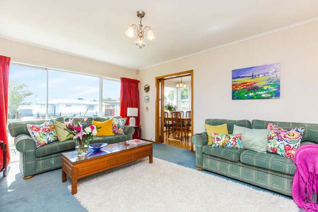 123 Edgewater Drive Pakuranga_2