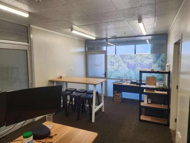 2/23 Kitchener Road Waiuku_1