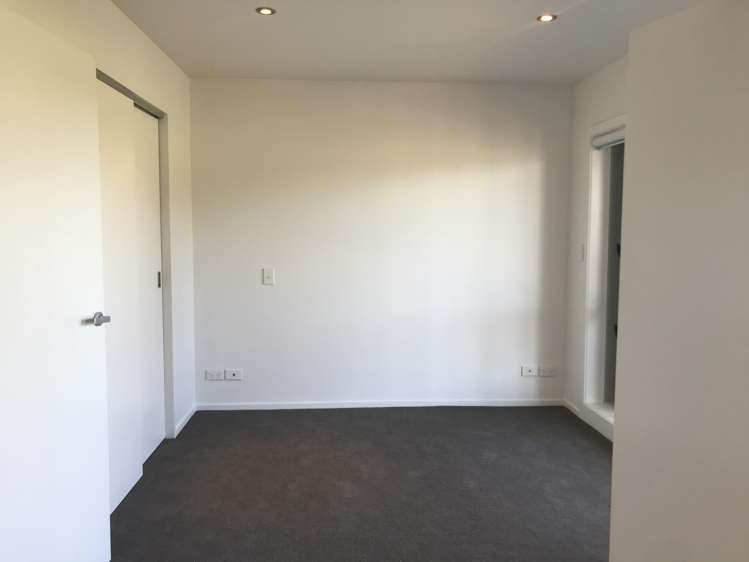 B15/71 Spencer Road Oteha_3